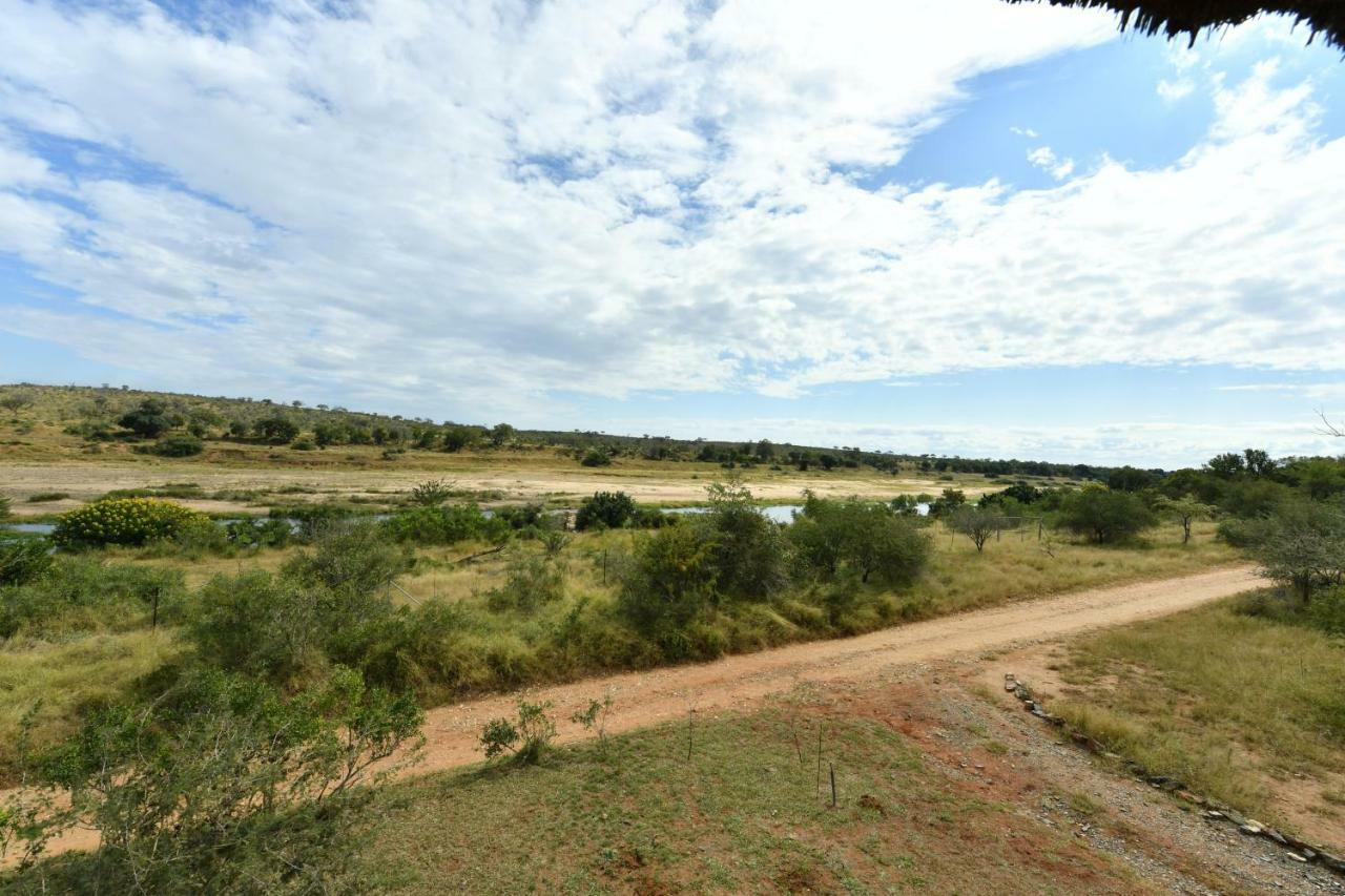 Bona Ngwenya Lodge & Safaris Marloth Park Extérieur photo